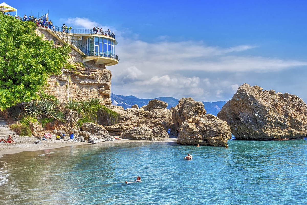 Reservar vuelo en parasailing por la costa de Nerja
